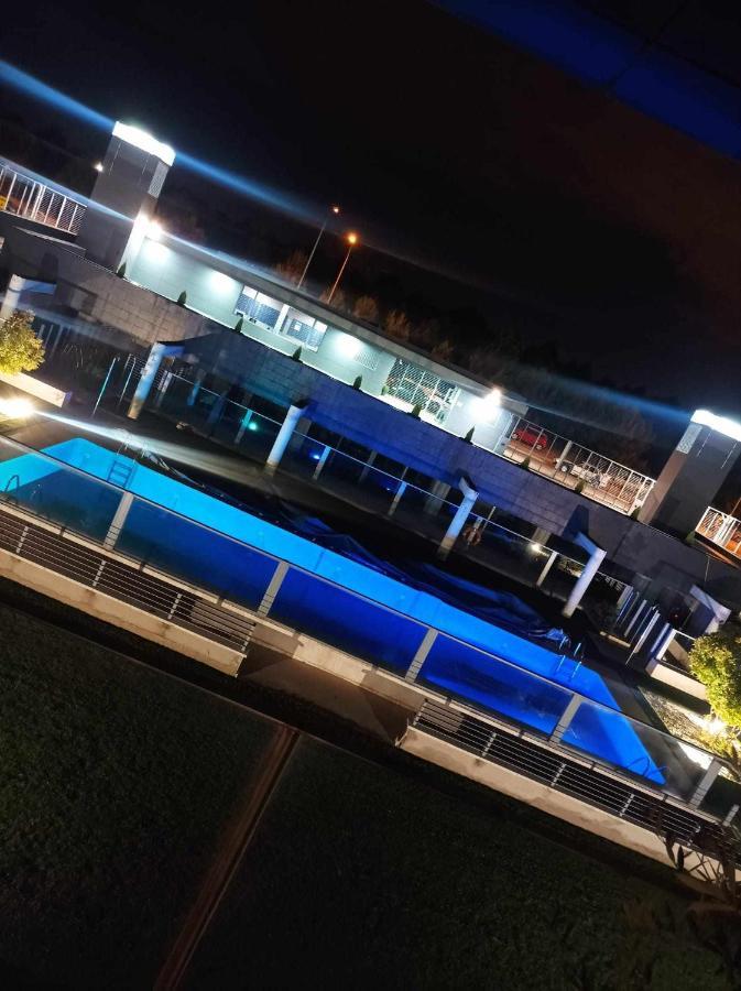 Espectacular Apartamento Con Piscina Y Garaje Madrid Exteriör bild